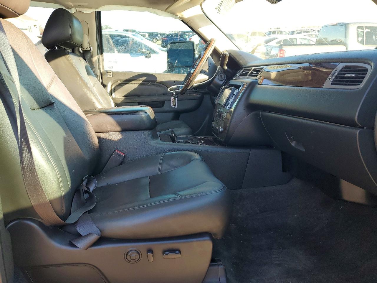 2014 GMC SIERRA K2500 DENALI photo 13