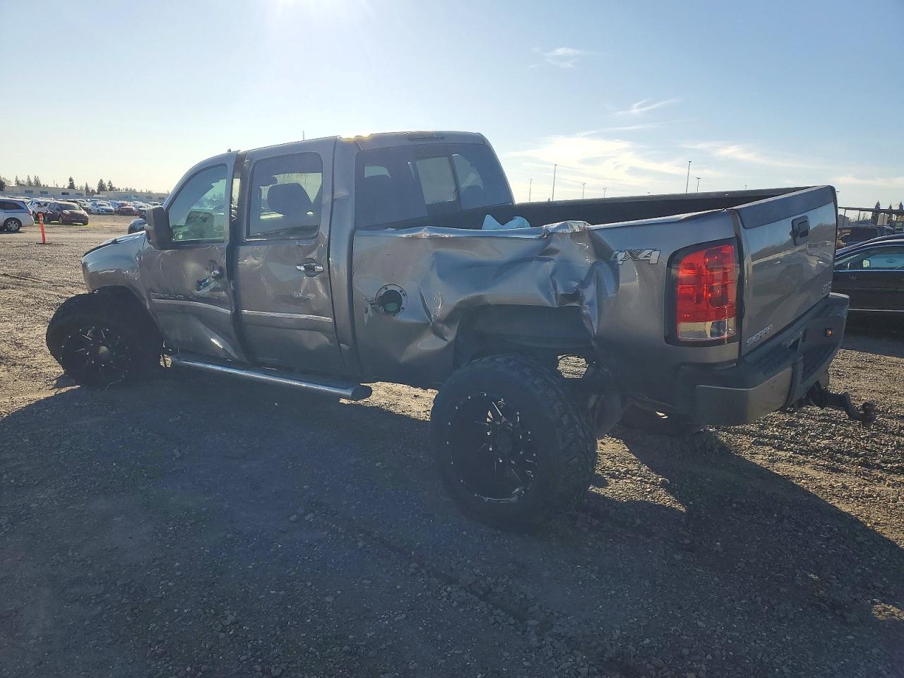 2014 GMC SIERRA K2500 DENALI photo 3