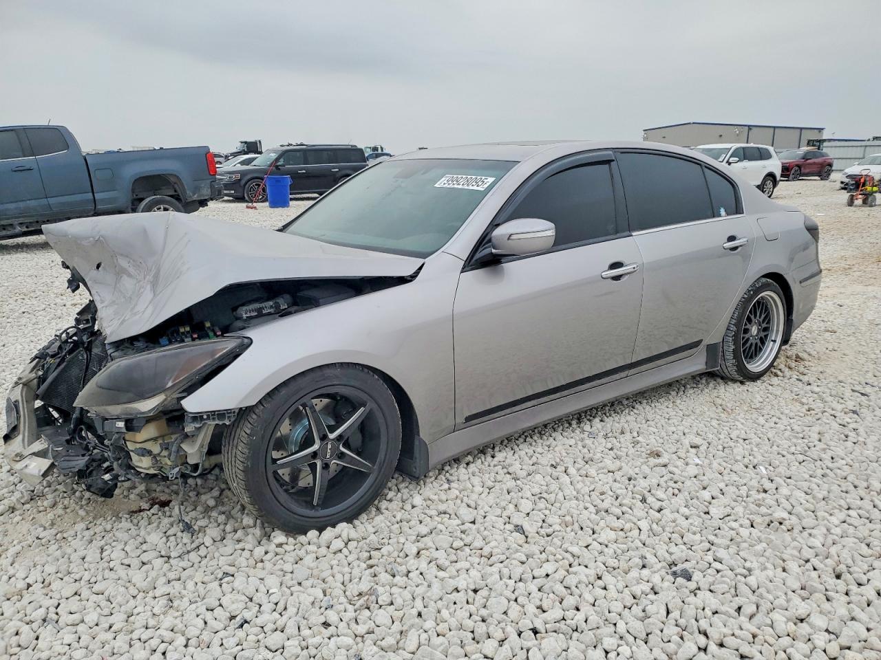 2013 HYUNDAI GENESIS