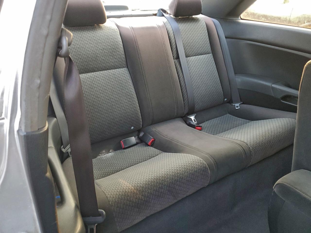 2004 HONDA CIVIC DX VP photo 10