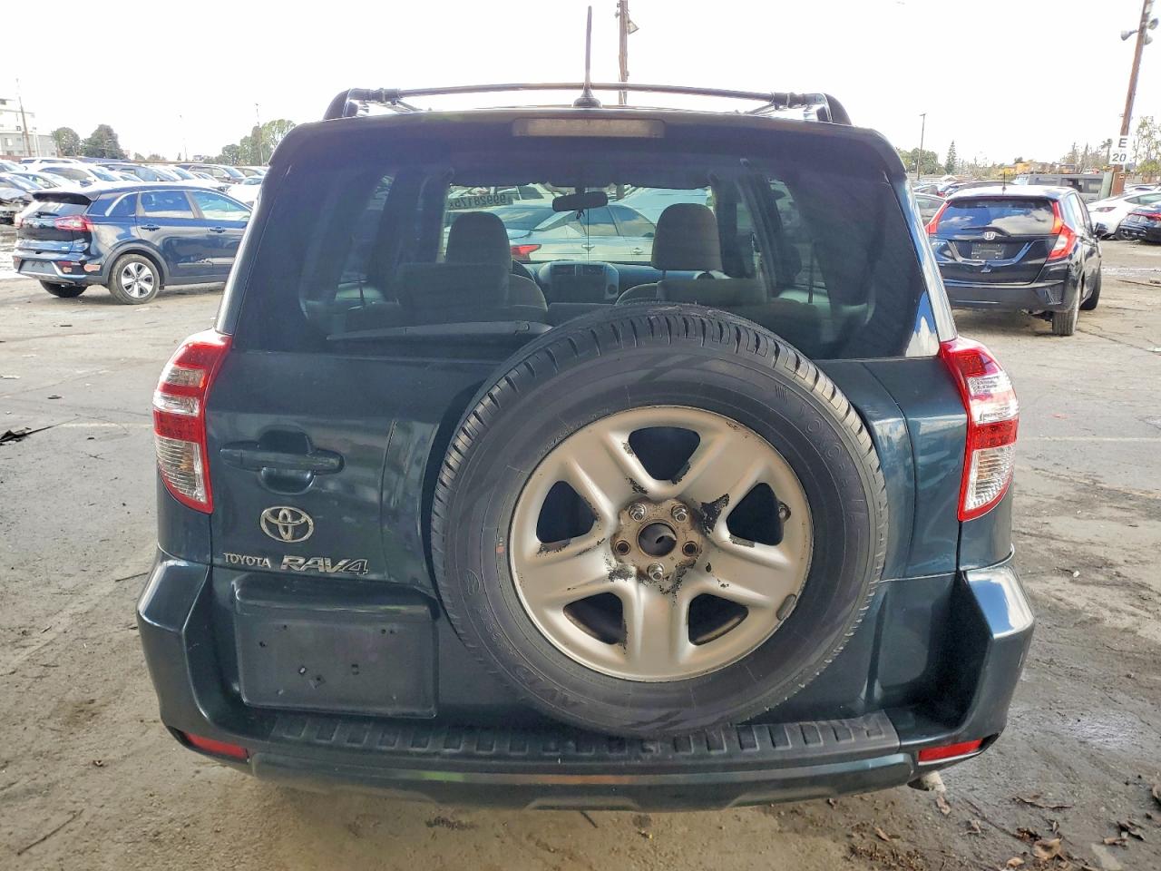2009 TOYOTA RAV4 photo 6