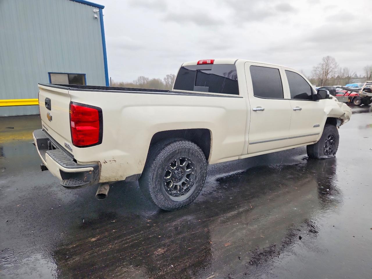 2014 CHEVROLET SILVERADO K1500 HIGH COUNTRY photo 3