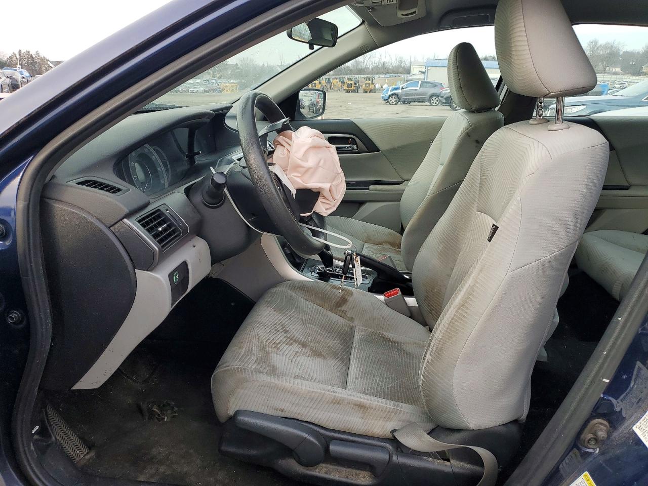 2015 HONDA ACCORD LX photo 7