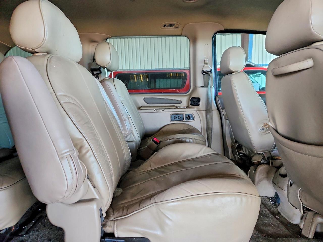1998 FORD WINDSTAR WAGON photo 11