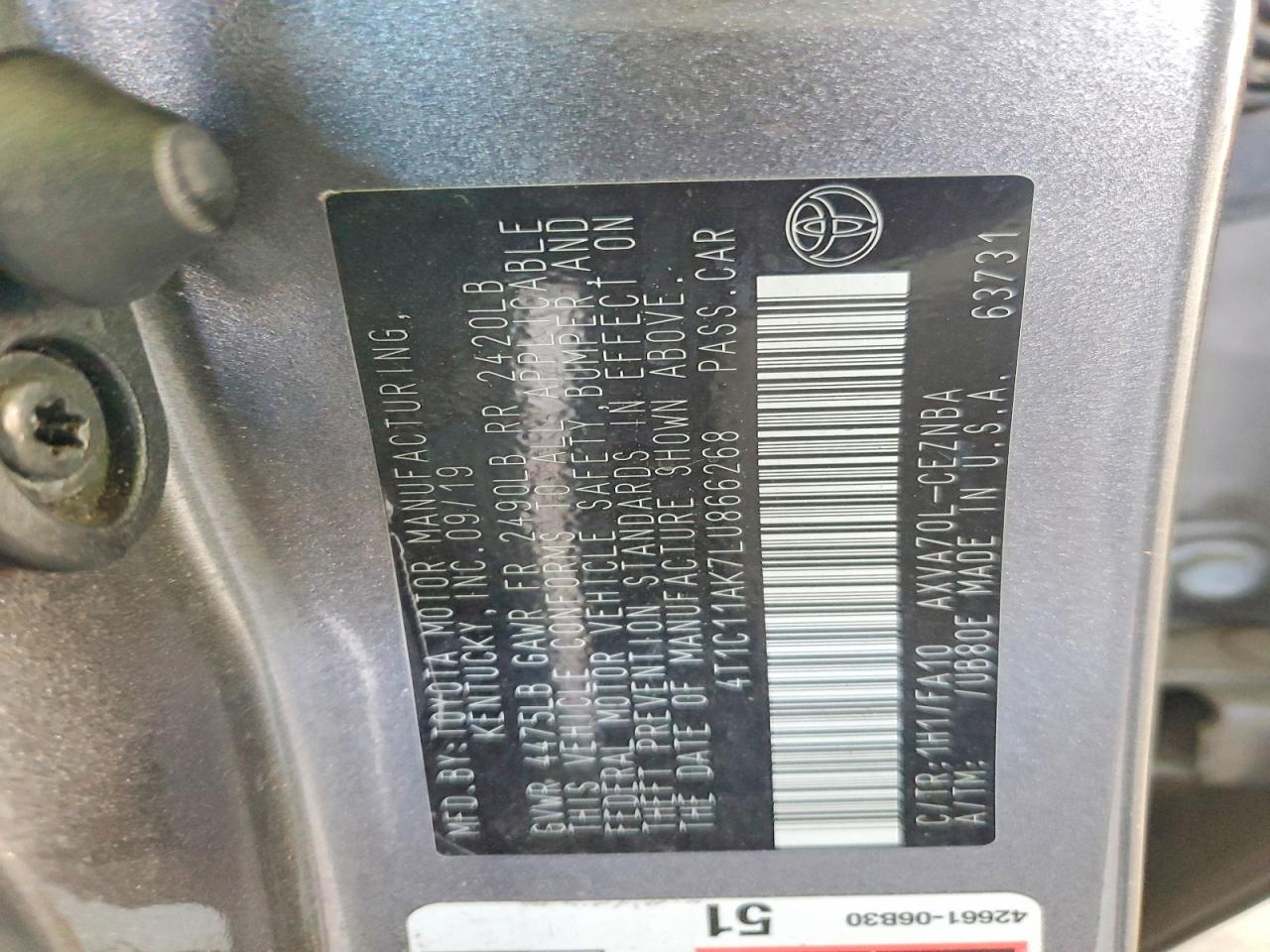 2020 TOYOTA CAMRY LE photo 12