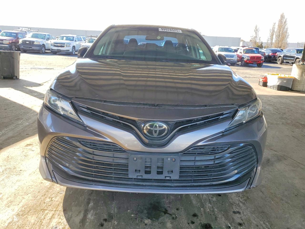 2020 TOYOTA CAMRY LE photo 5
