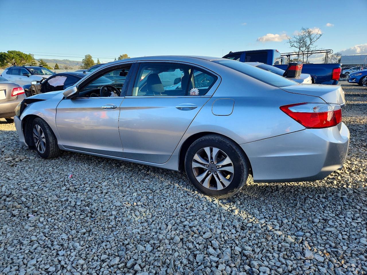 2013 HONDA ACCORD LX photo 2