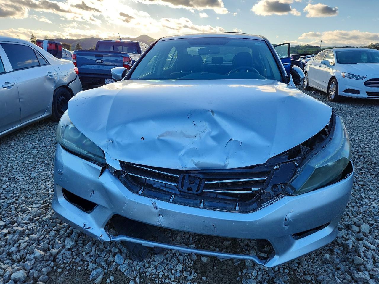 2013 HONDA ACCORD LX photo 5