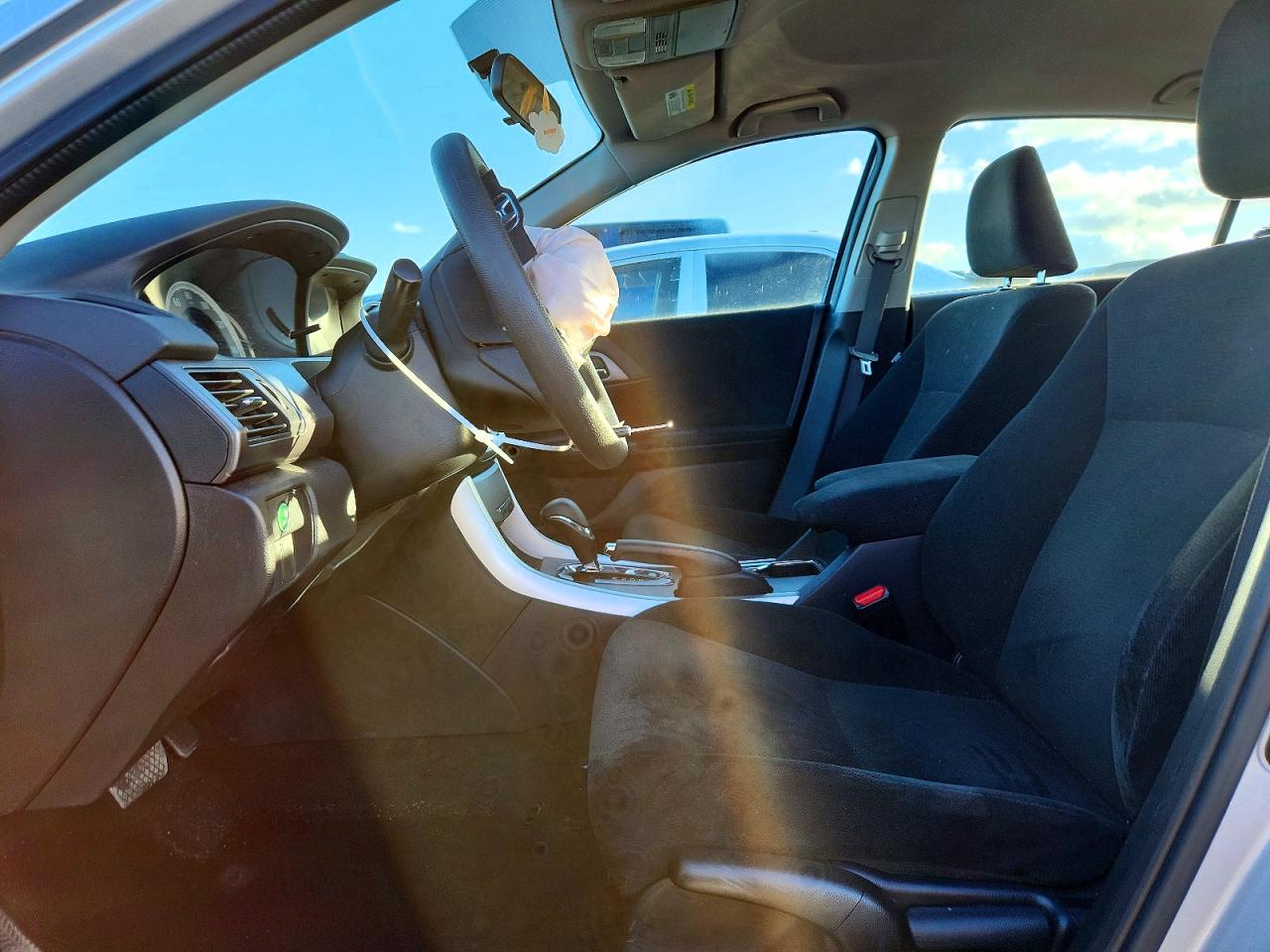 2013 HONDA ACCORD LX photo 7