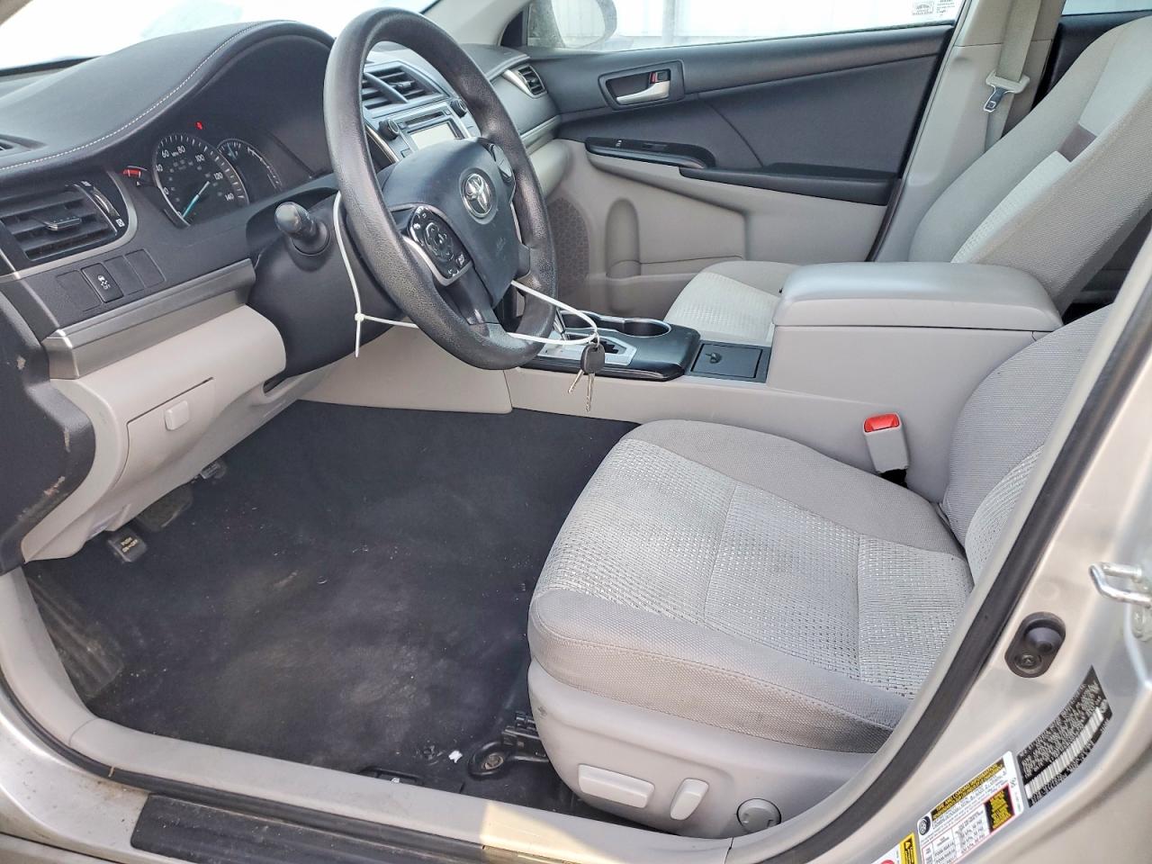 2012 TOYOTA CAMRY BASE photo 7