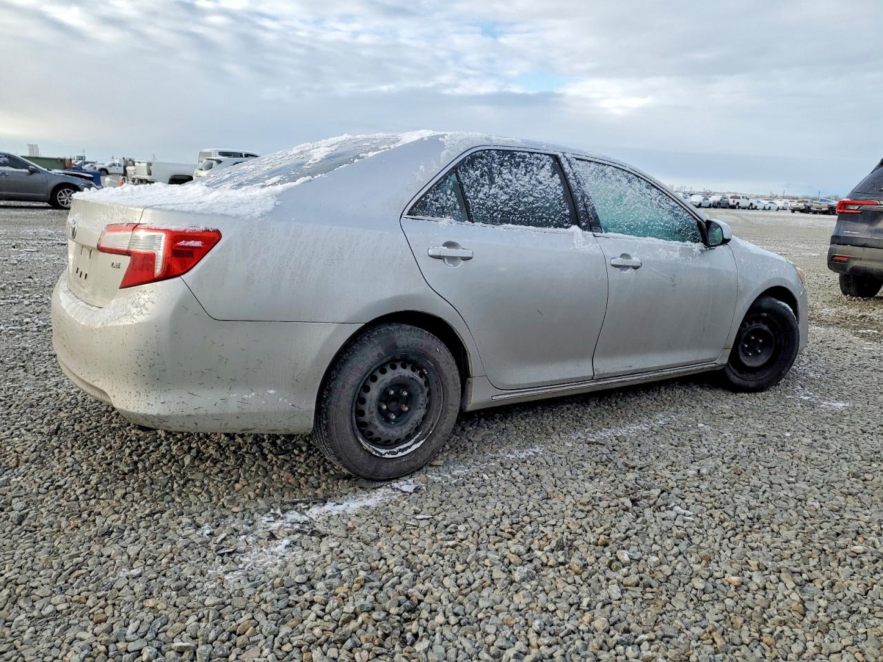 2012 TOYOTA CAMRY BASE photo 3
