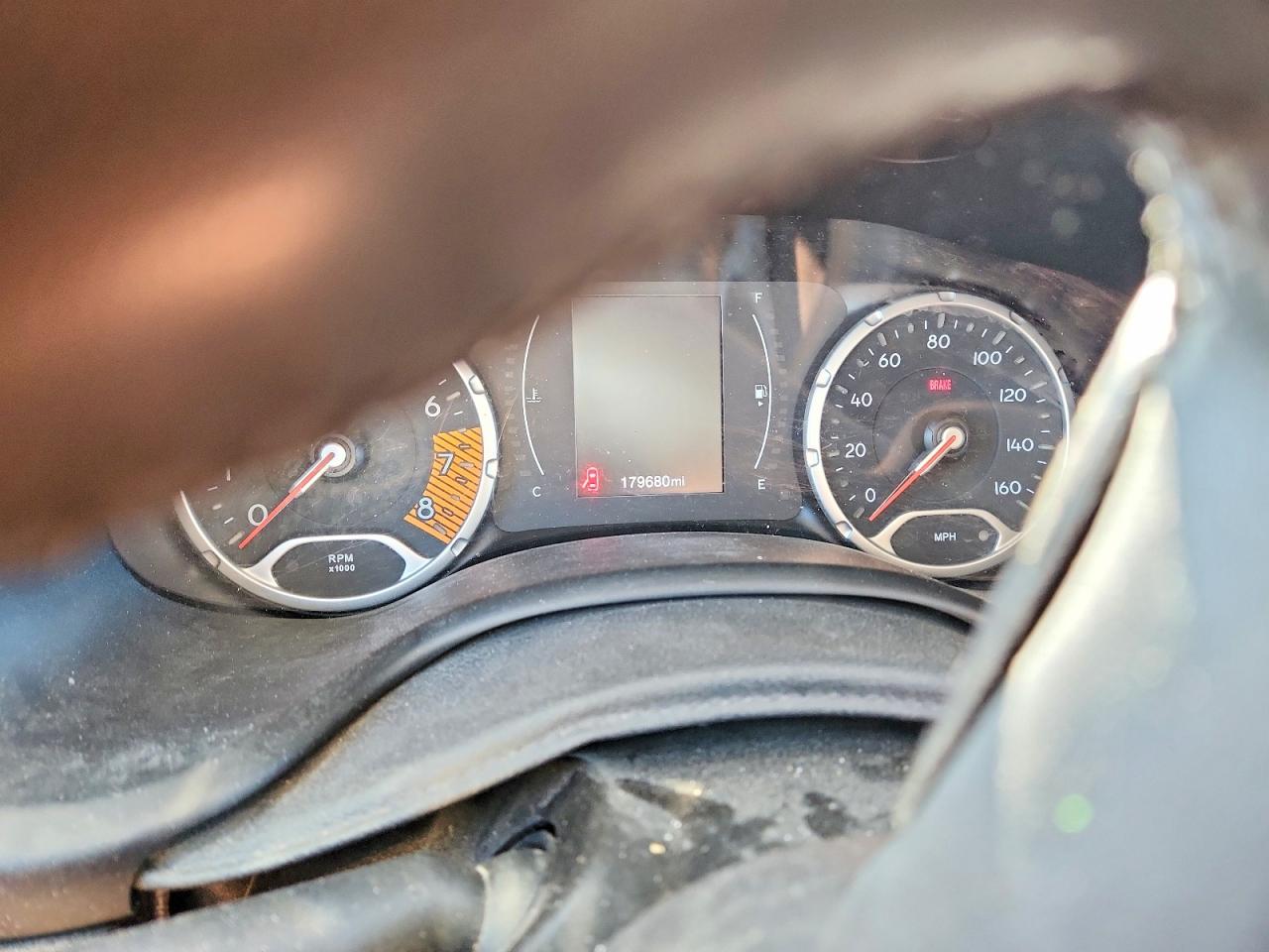 2020 JEEP RENEGADE LATITUDE photo 9