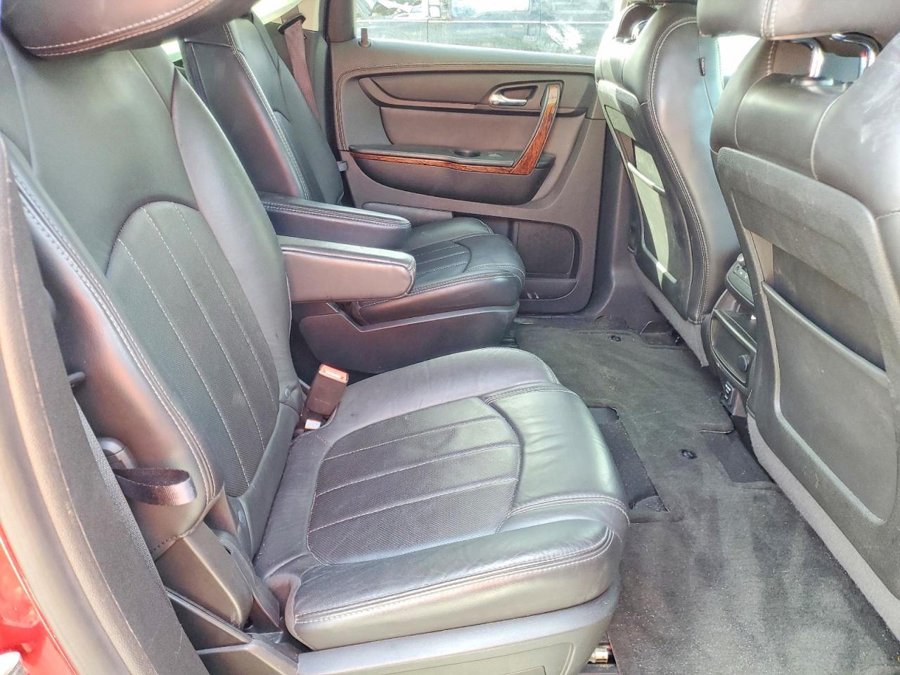 2014 CHEVROLET TRAVERSE LTZ photo 11