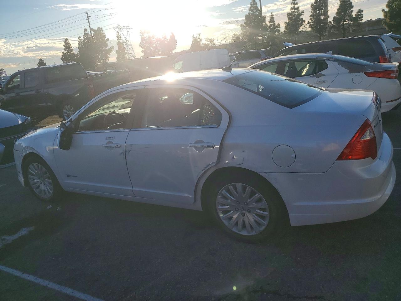 2010 FORD FUSION HYBRID photo 2