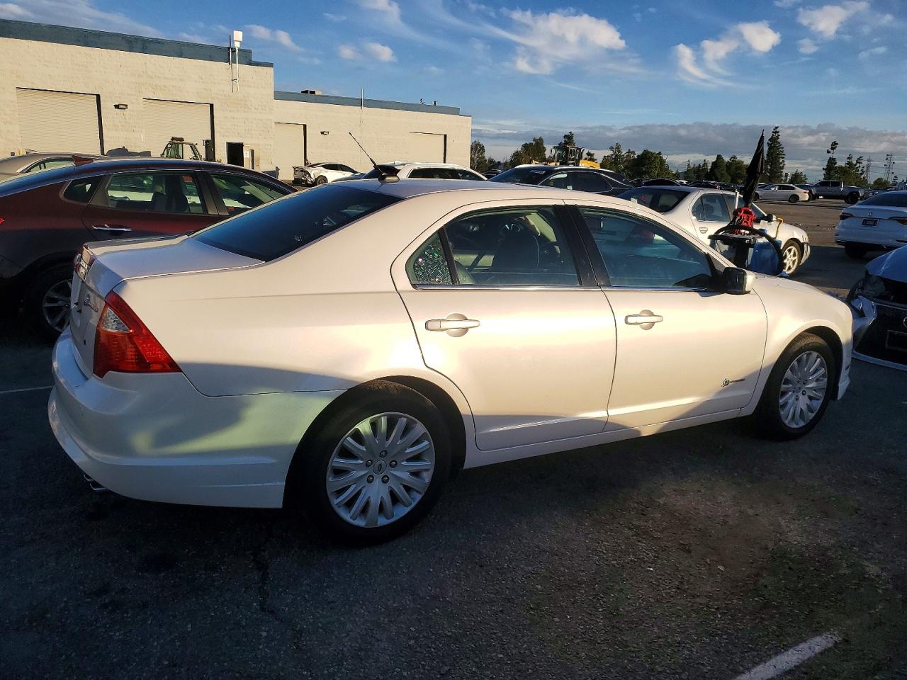 2010 FORD FUSION HYBRID photo 3