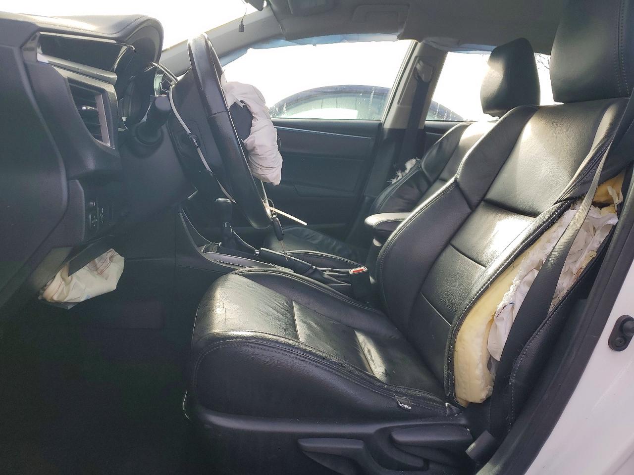 2016 TOYOTA COROLLA L photo 7