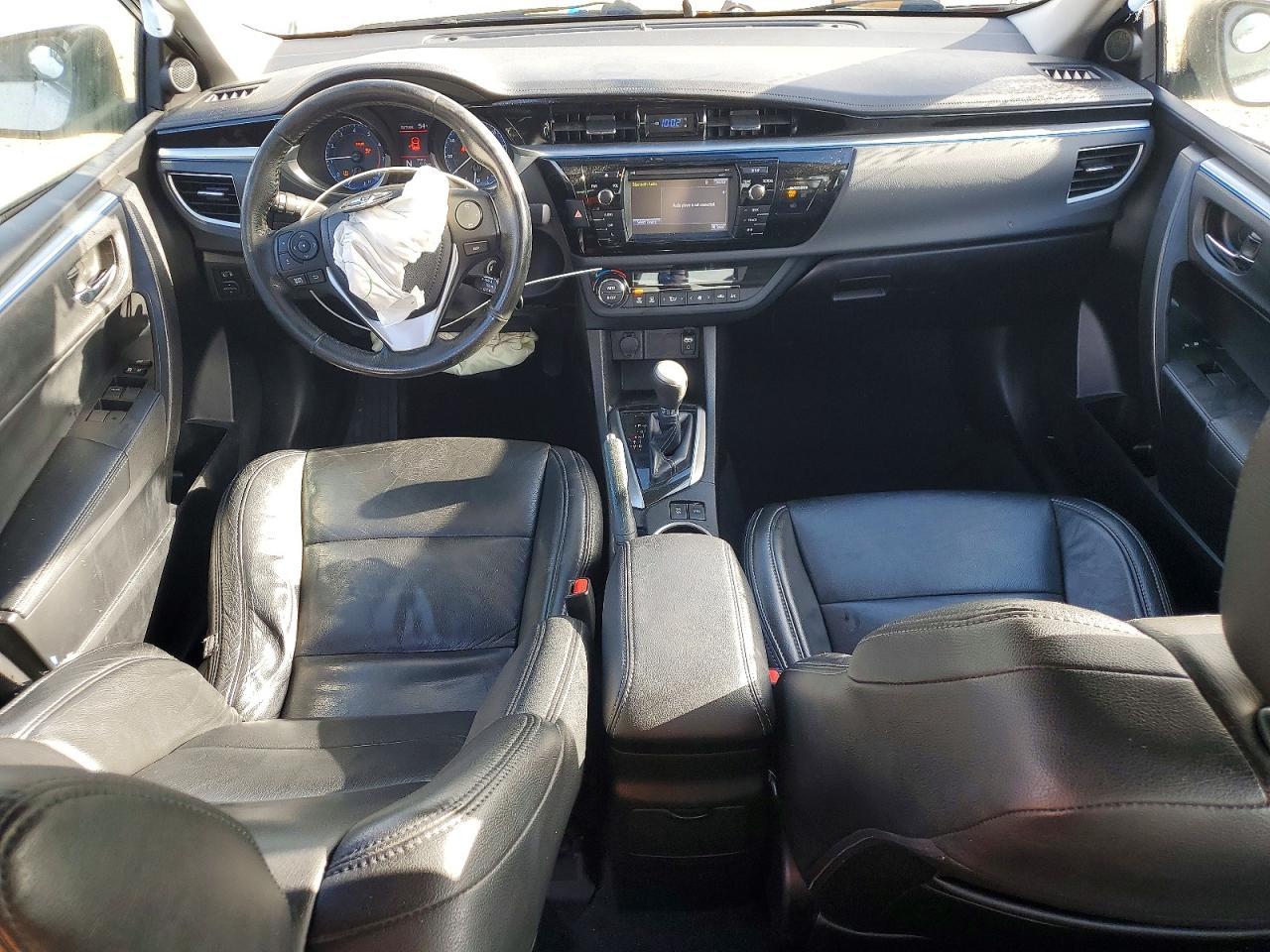2016 TOYOTA COROLLA L photo 8