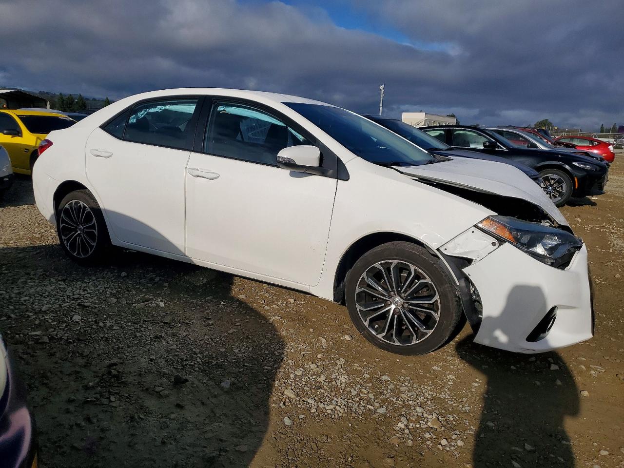 2016 TOYOTA COROLLA L photo 4