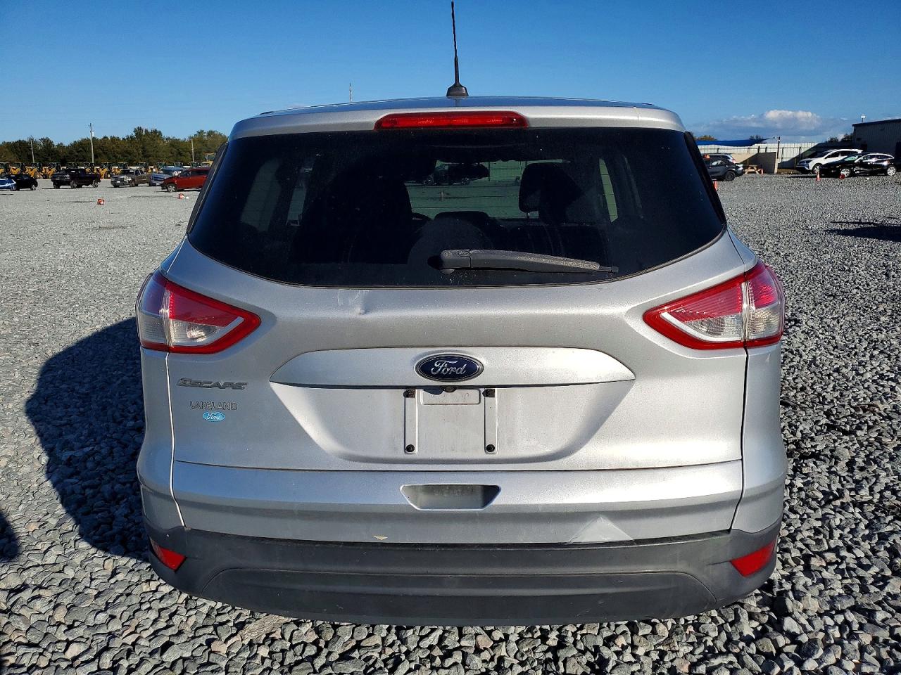 2014 FORD ESCAPE S photo 6
