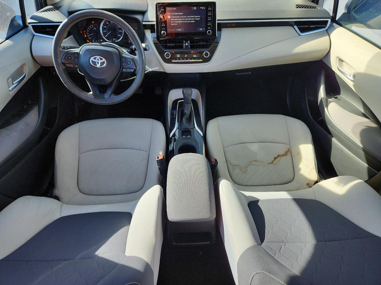2020 TOYOTA COROLLA LE photo 8