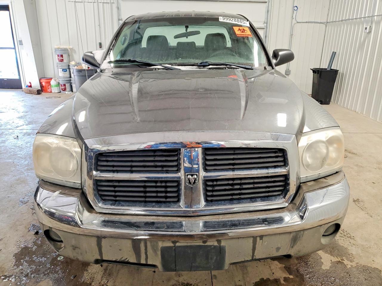 2005 DODGE DAKOTA SLT photo 5
