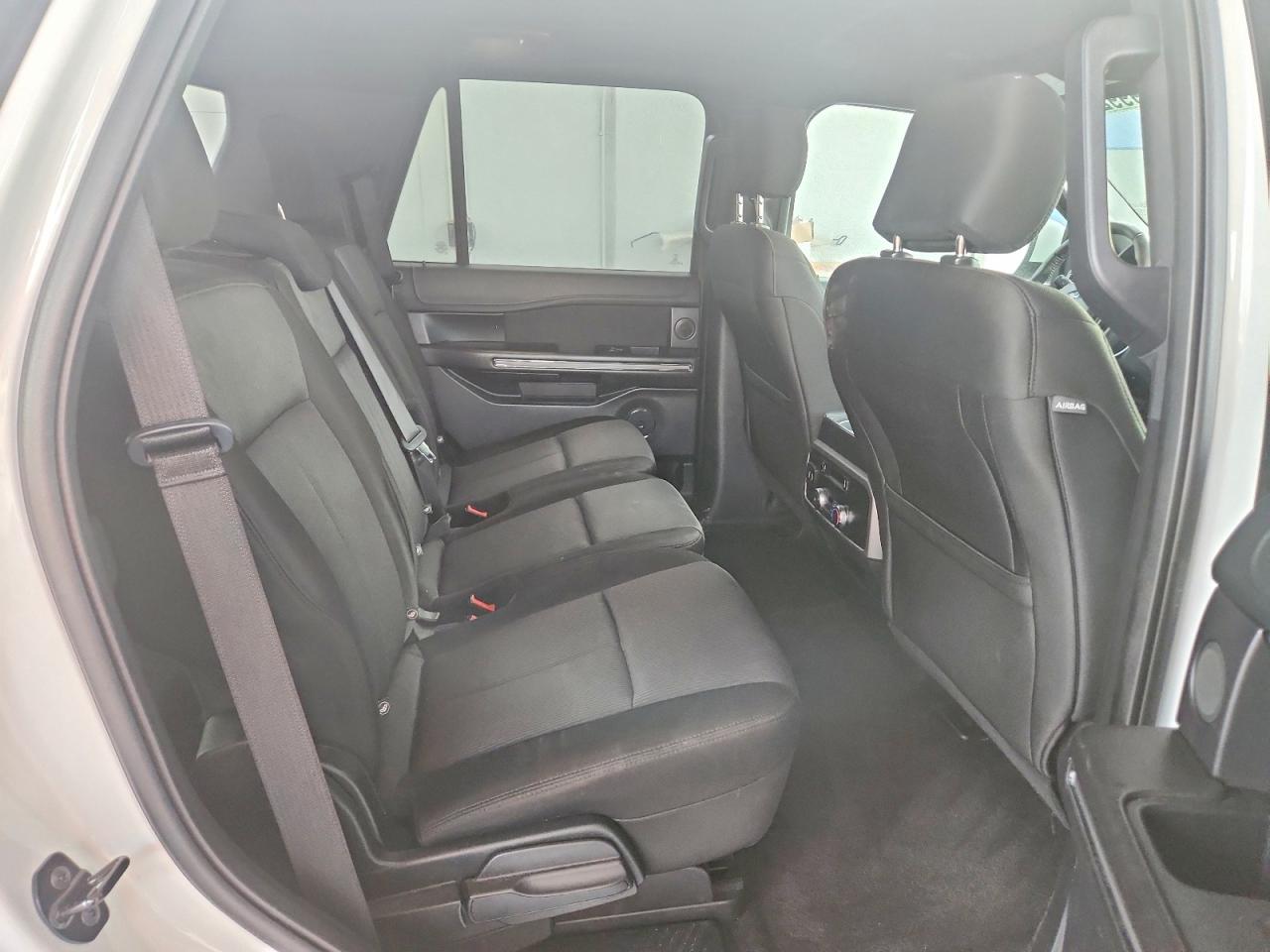 2018 FORD EXPEDITION XLT photo 11