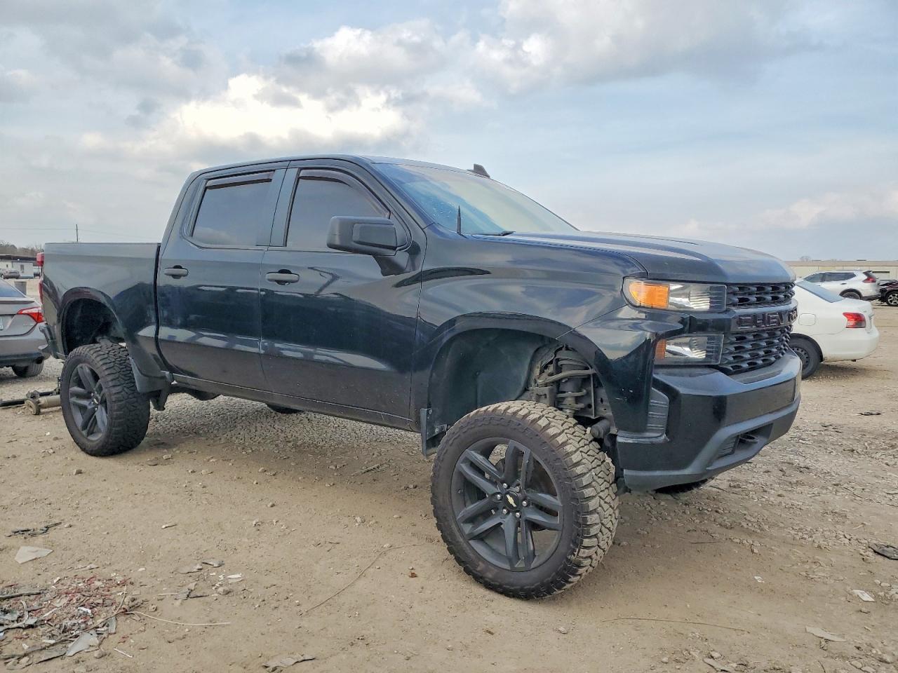 2020 CHEVROLET SILVERADO C1500 CUSTOM photo 4