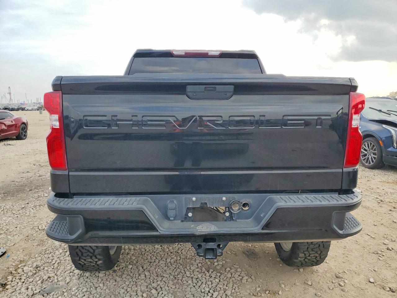2020 CHEVROLET SILVERADO C1500 CUSTOM photo 6