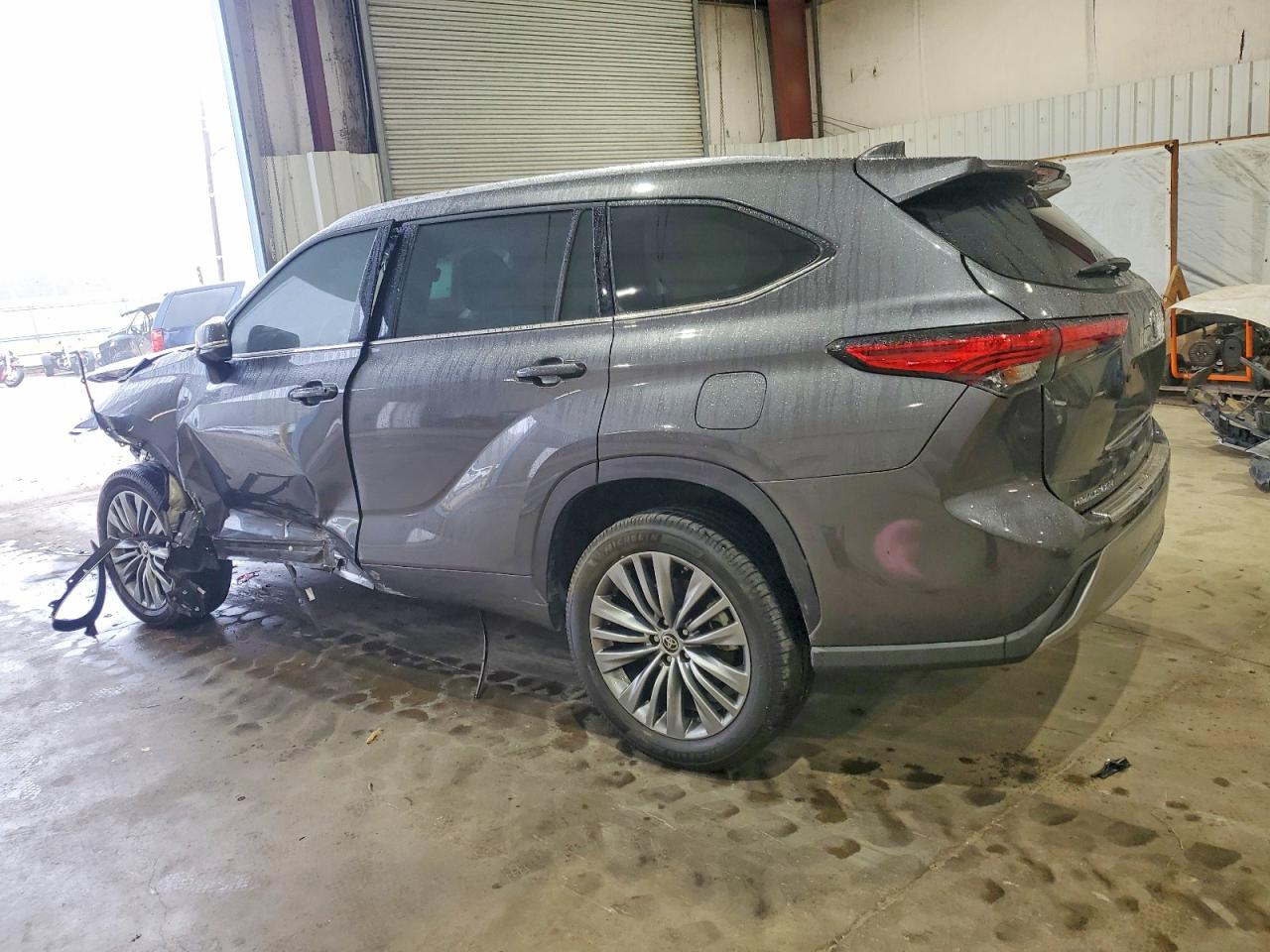 2022 TOYOTA HIGHLANDER HYBRID PLATINUM photo 2
