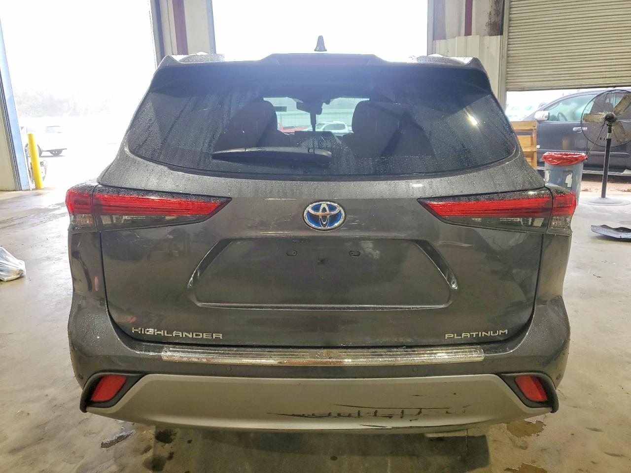 2022 TOYOTA HIGHLANDER HYBRID PLATINUM photo 6