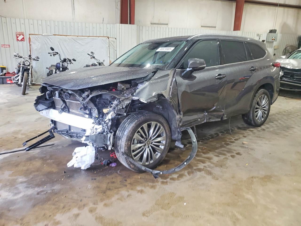 2022 TOYOTA HIGHLANDER
