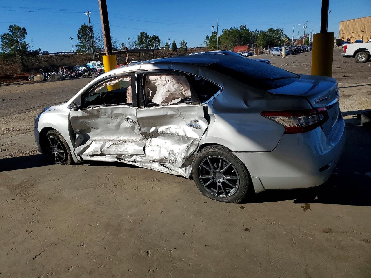 2013 NISSAN SENTRA S photo 2