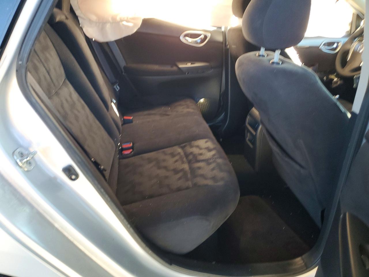 2013 NISSAN SENTRA S photo 10