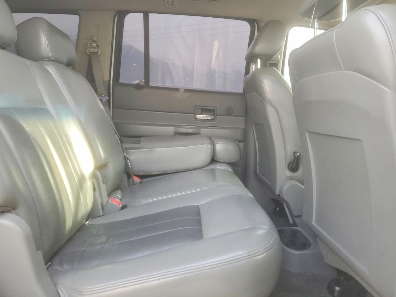 2004 DODGE DURANGO LIMITED photo 11