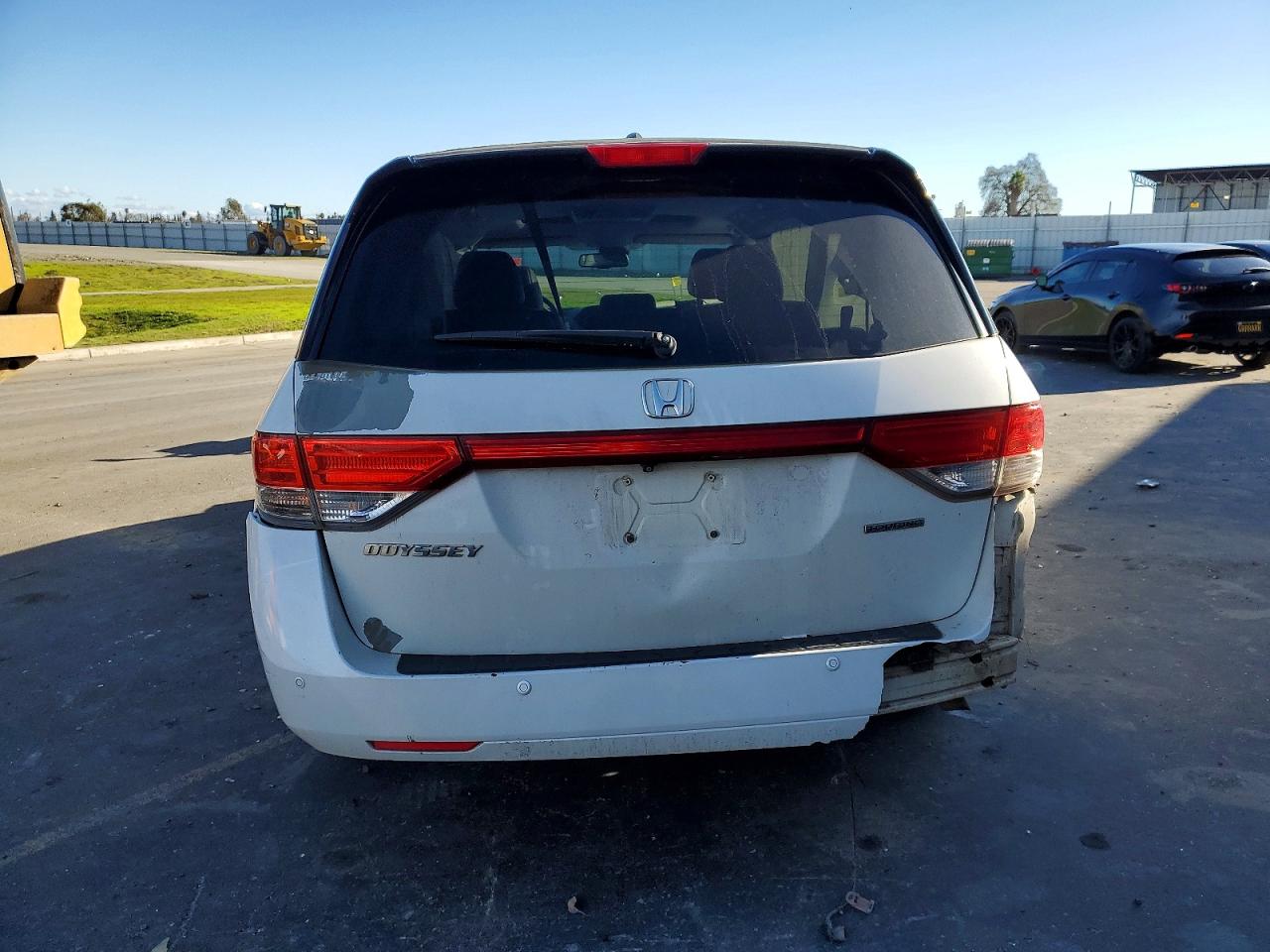 2014 HONDA ODYSSEY TOURING photo 6