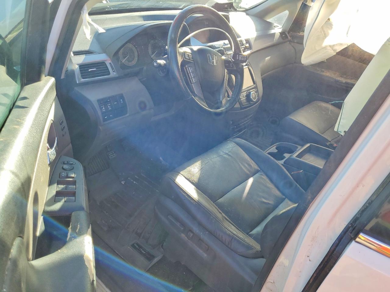2014 HONDA ODYSSEY TOURING photo 8