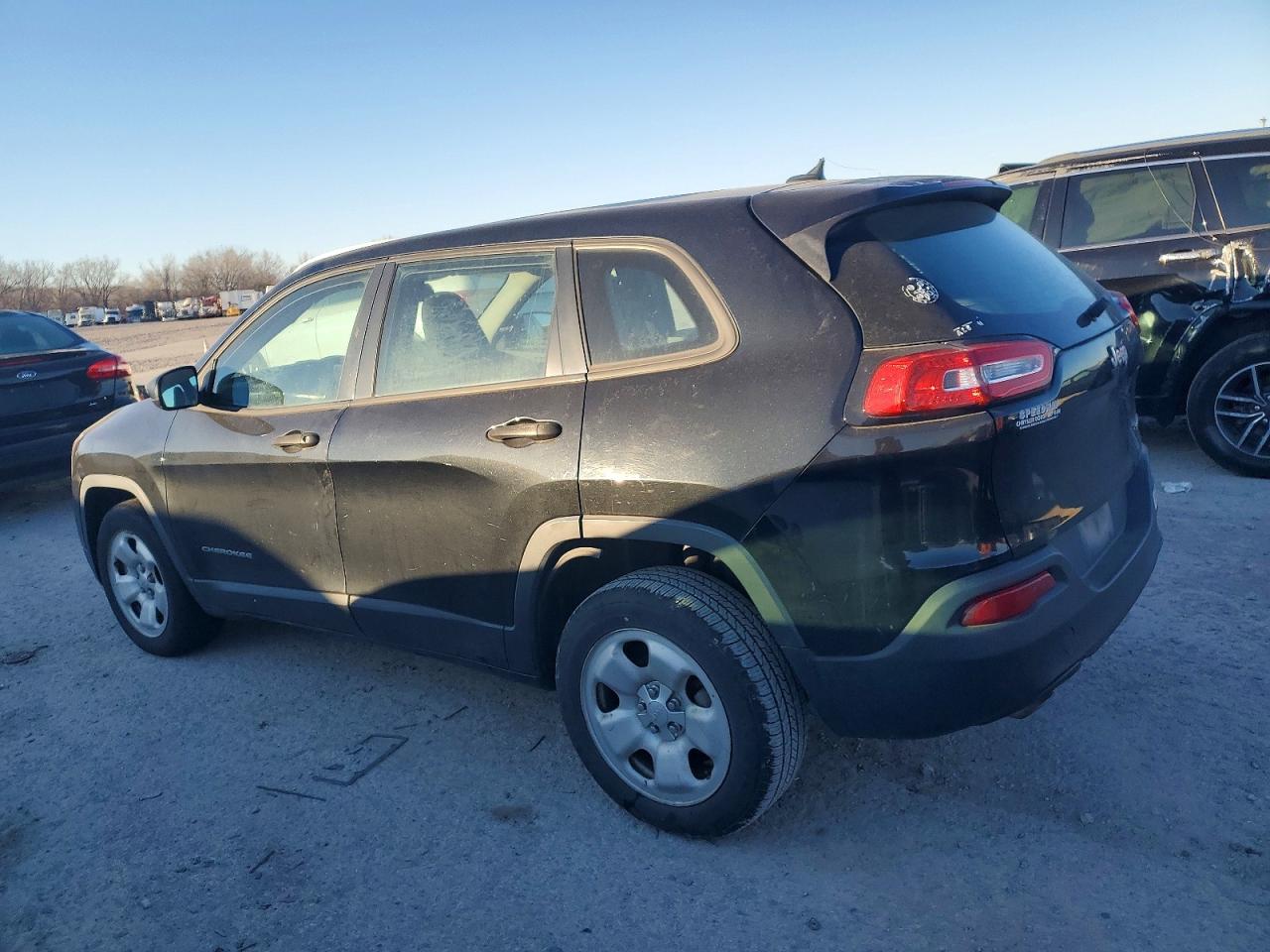 2015 JEEP CHEROKEE SPORT photo 2