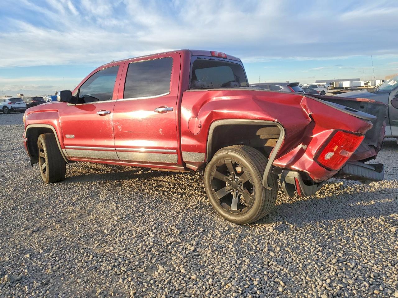 2015 GMC SIERRA K1500 SLE photo 2