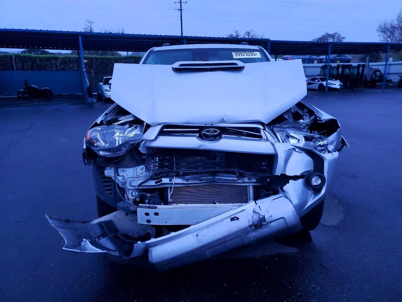 2022 TOYOTA 4RUNNER SR5 PREMIUM photo 5