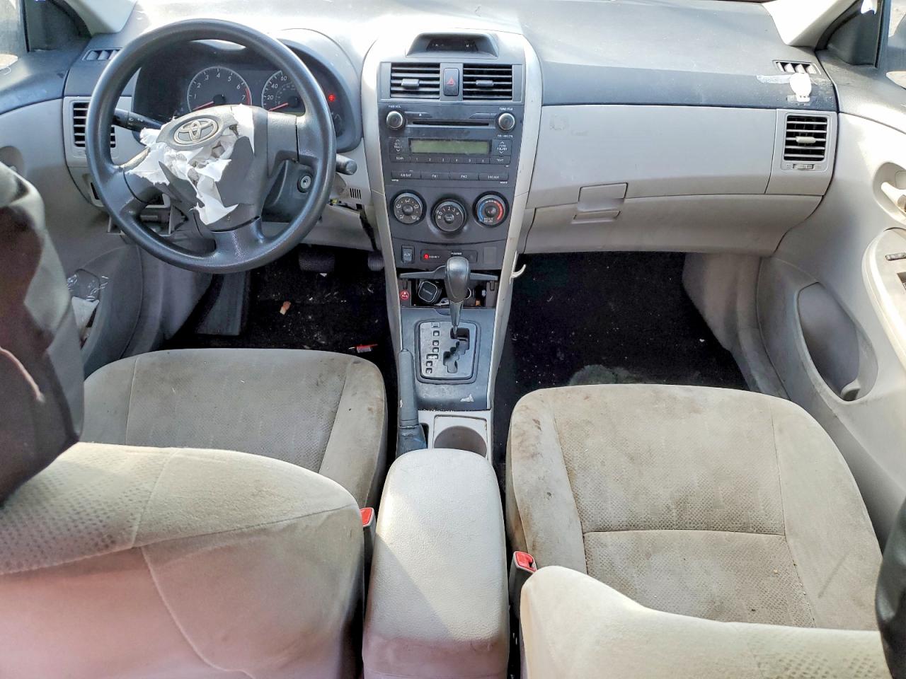 2013 TOYOTA COROLLA BASE photo 15