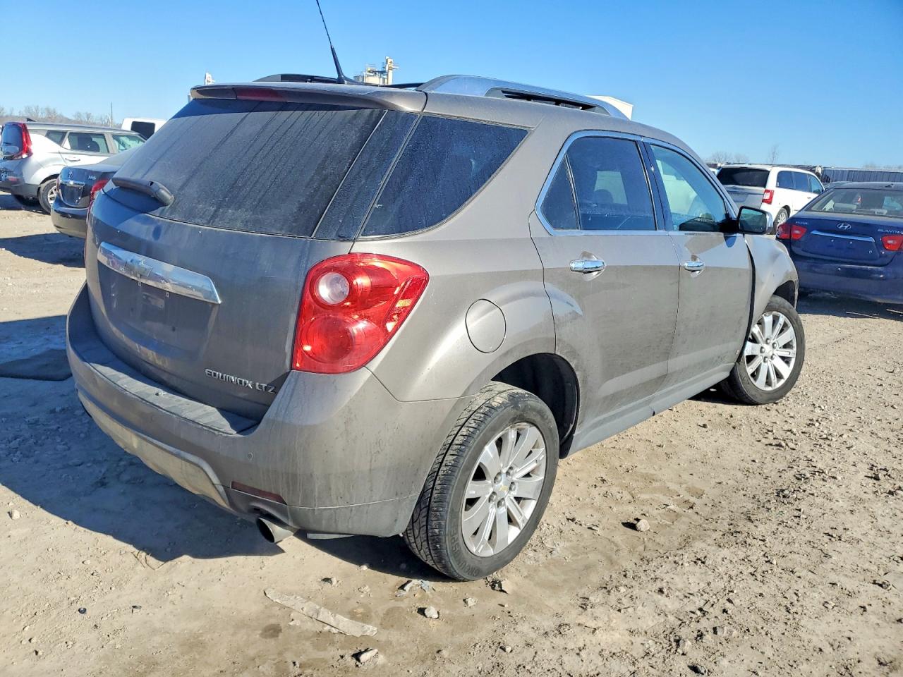2010 CHEVROLET EQUINOX LTZ photo 3
