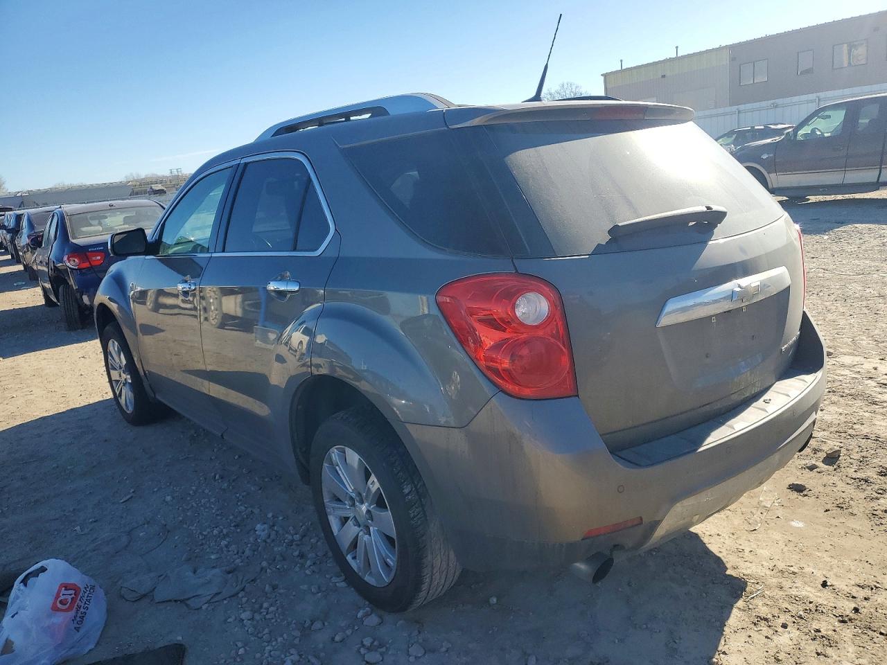 2010 CHEVROLET EQUINOX LTZ photo 2