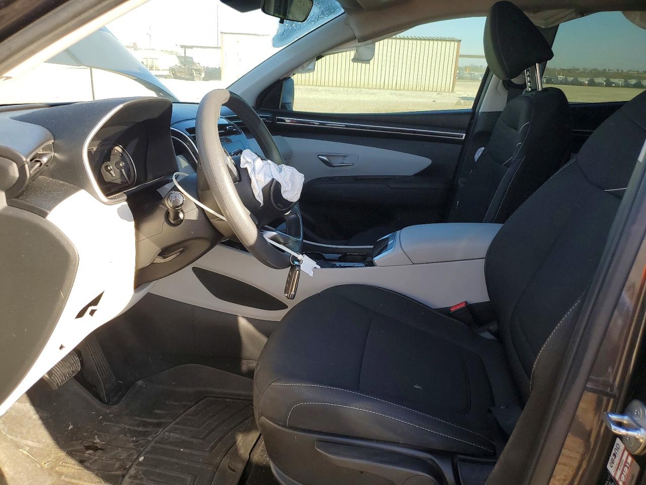 2023 HYUNDAI TUCSON SE photo 7