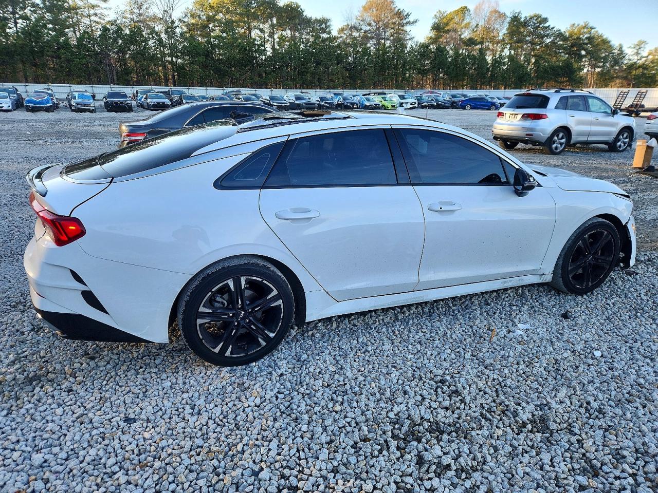 2023 KIA K5 GT LINE photo 3