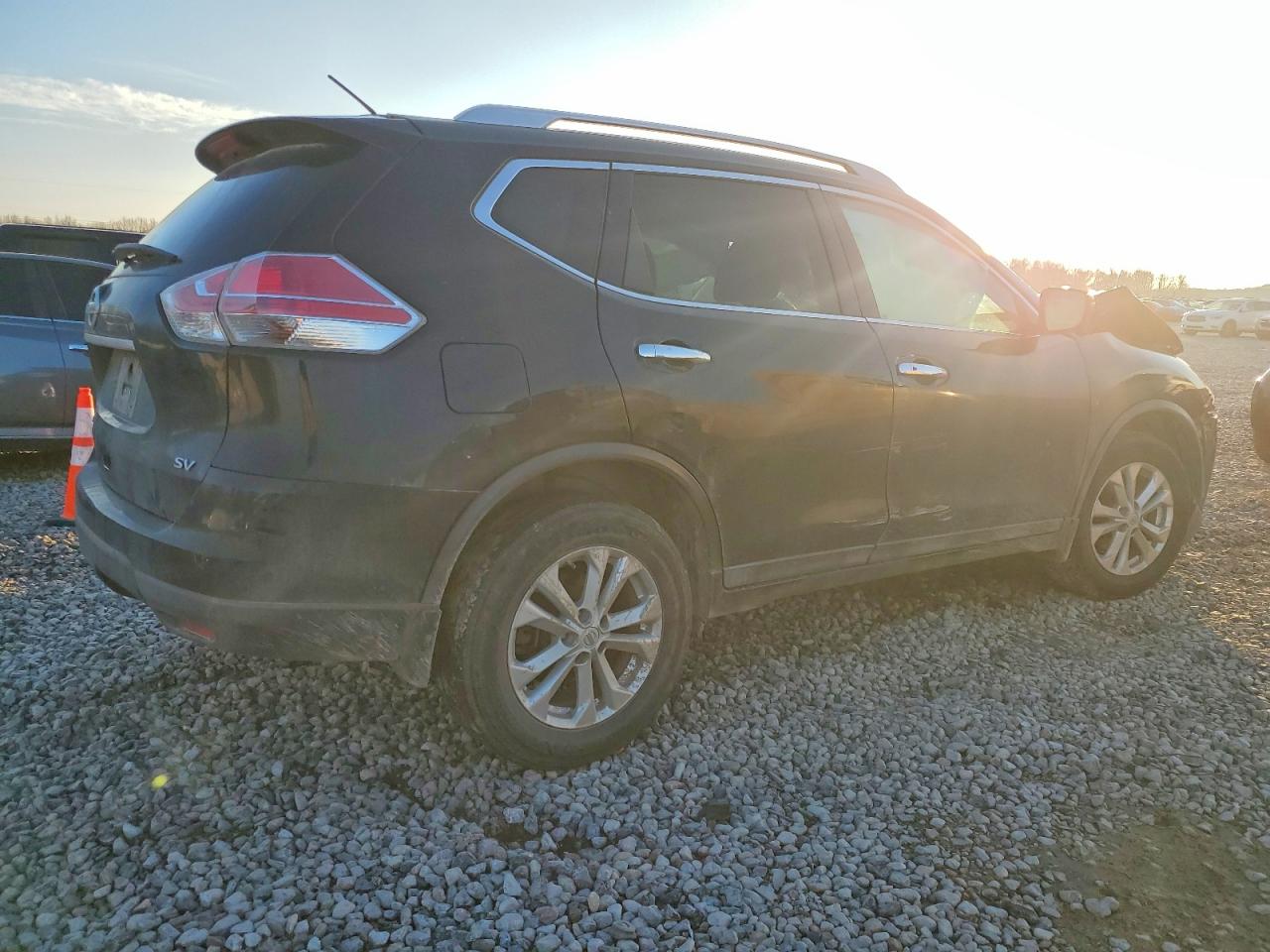 2016 NISSAN ROGUE S photo 3