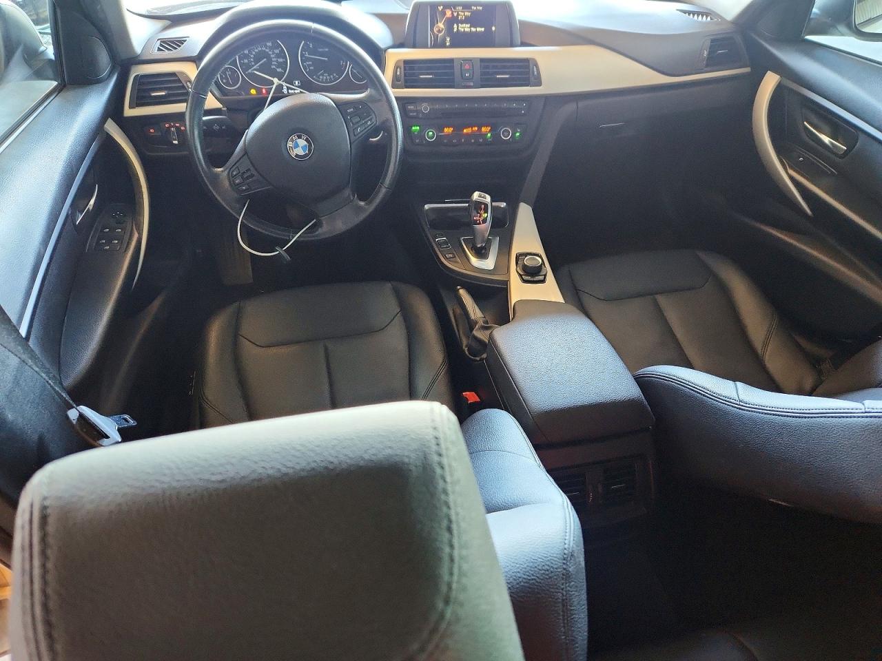 2015 BMW 320 I XDRIVE photo 8