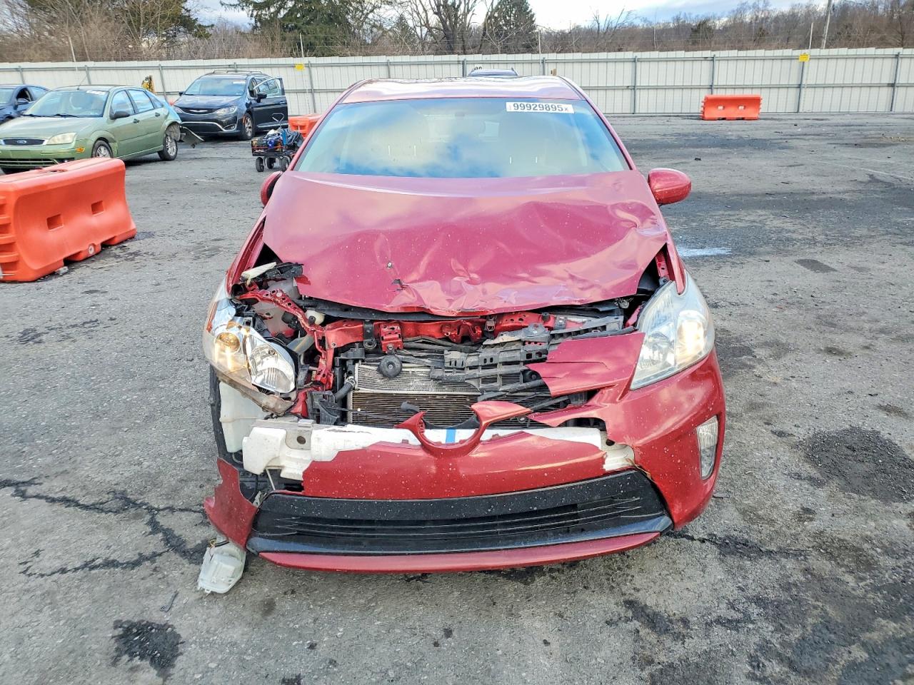2013 TOYOTA PRIUS photo 5