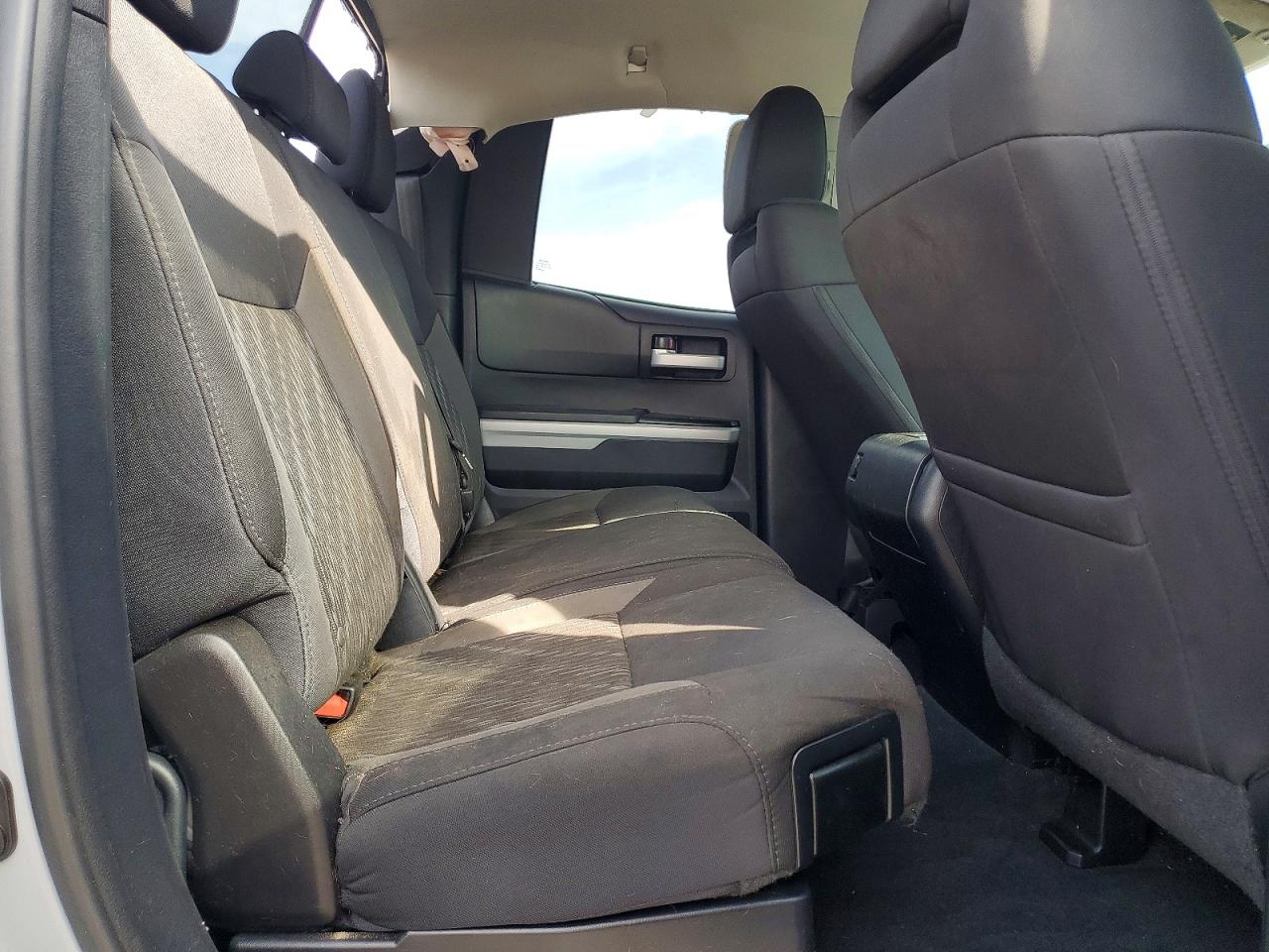 2018 TOYOTA TUNDRA DOUBLE CAB SR photo 10