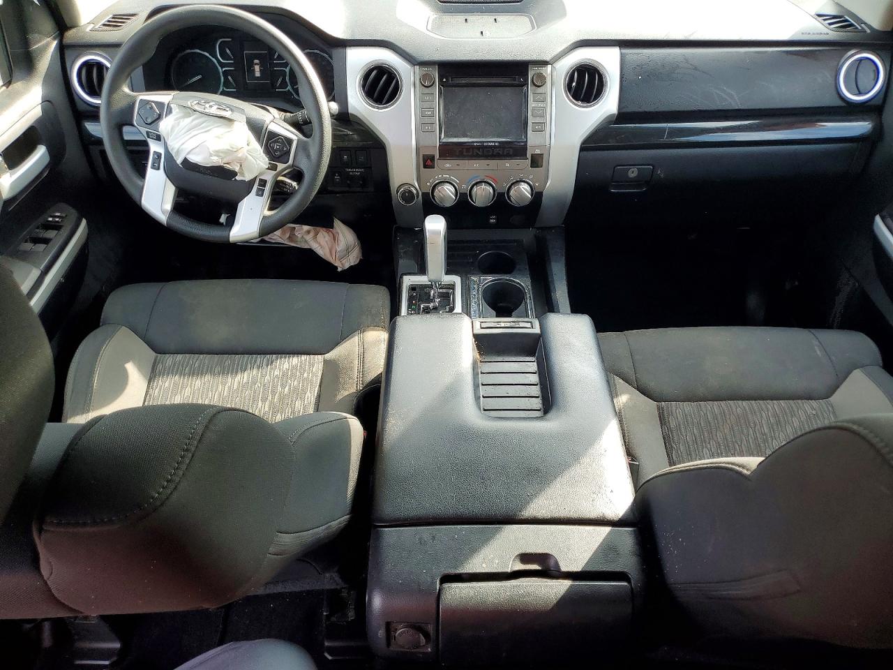 2018 TOYOTA TUNDRA DOUBLE CAB SR photo 8