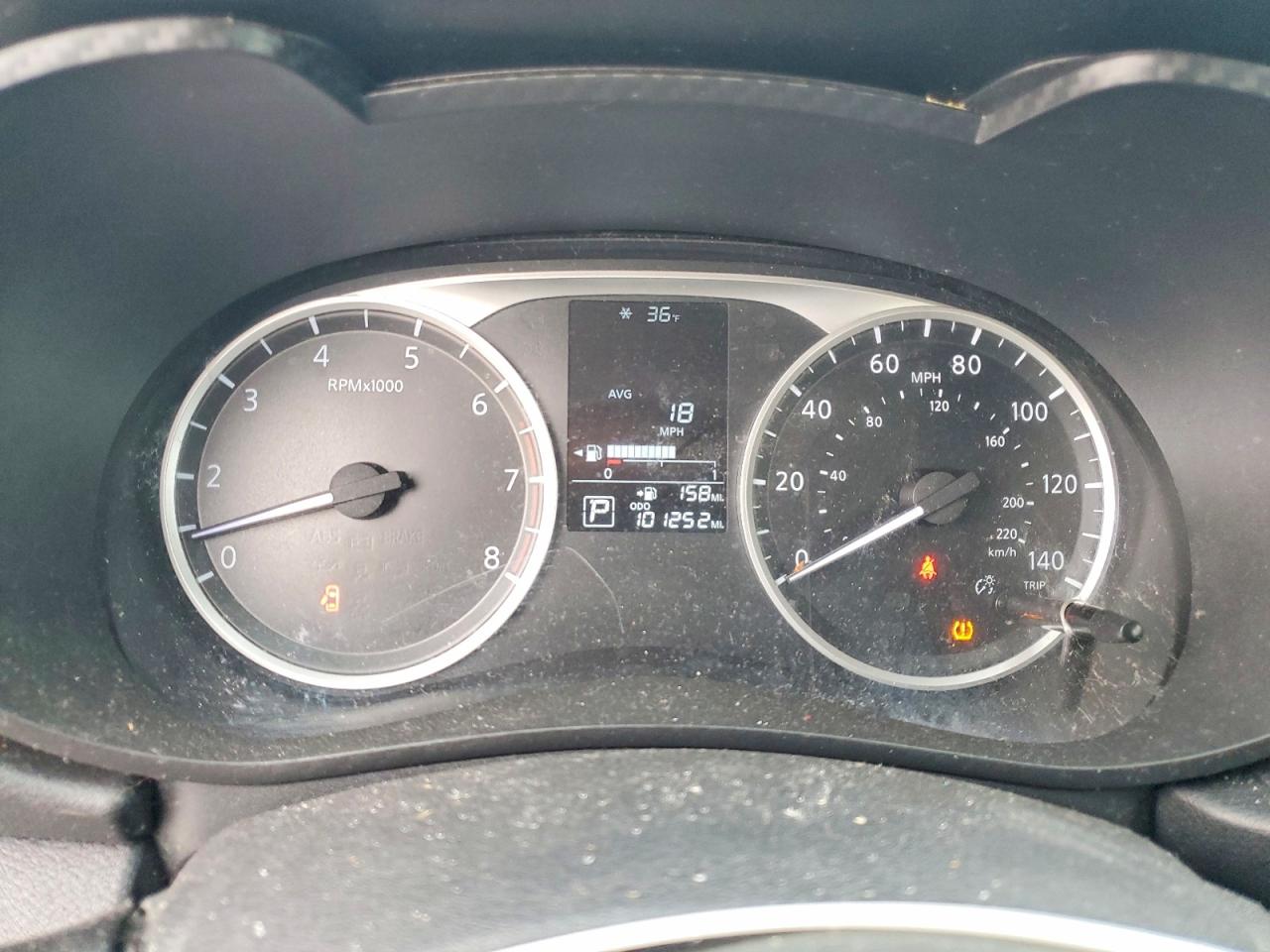 2021 NISSAN VERSA S photo 9